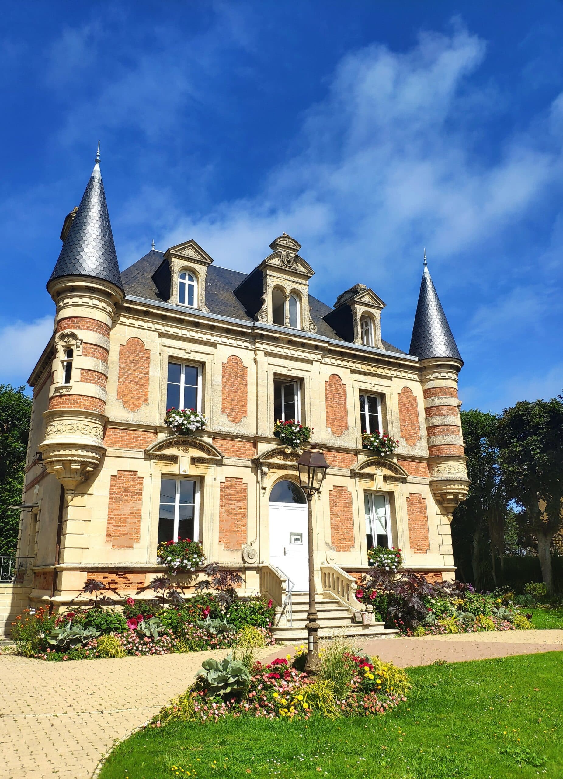 Mairie Saint-Aubin-sur-Mer