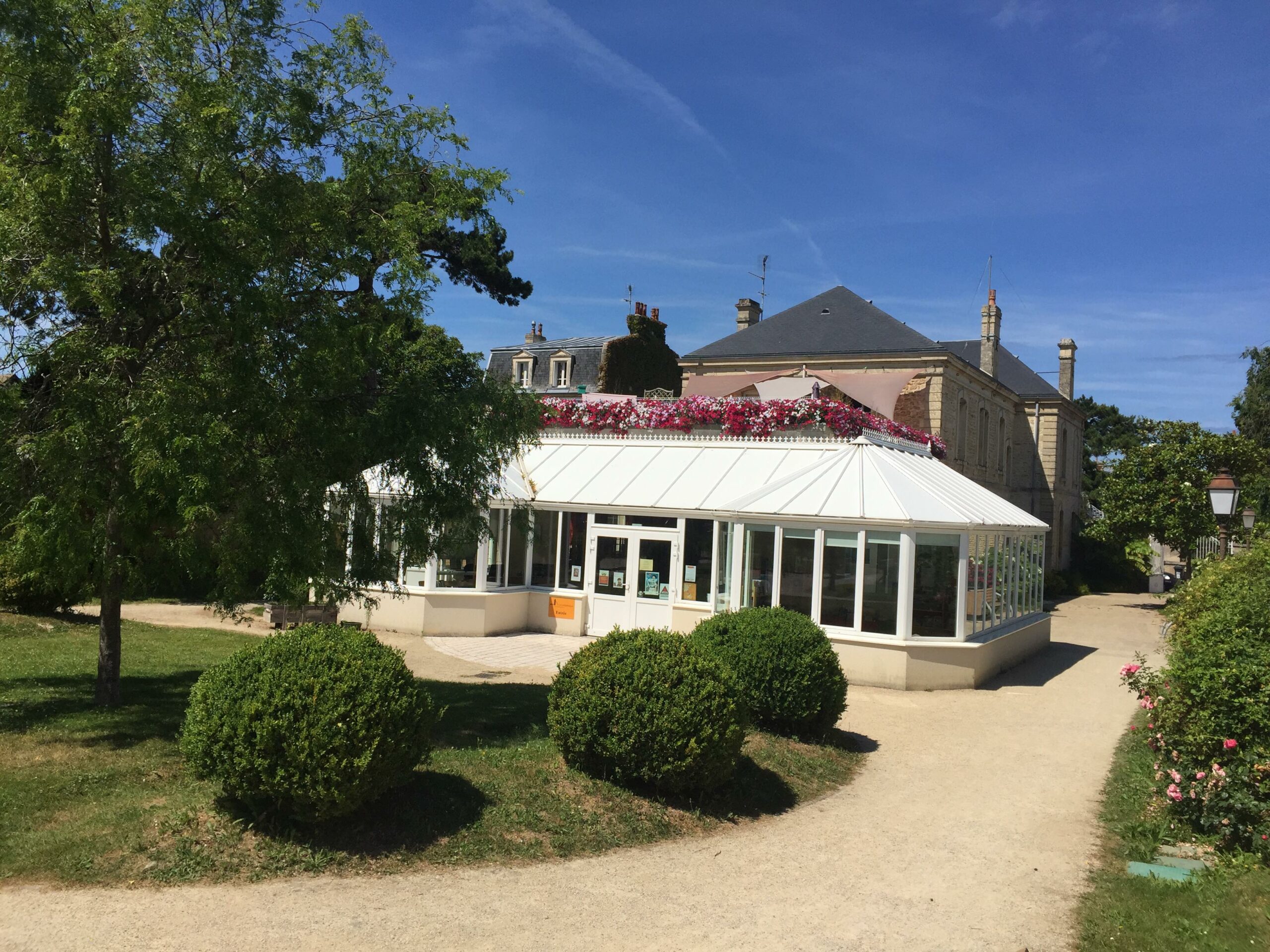 mediatheque saint-aubin-sur-mer