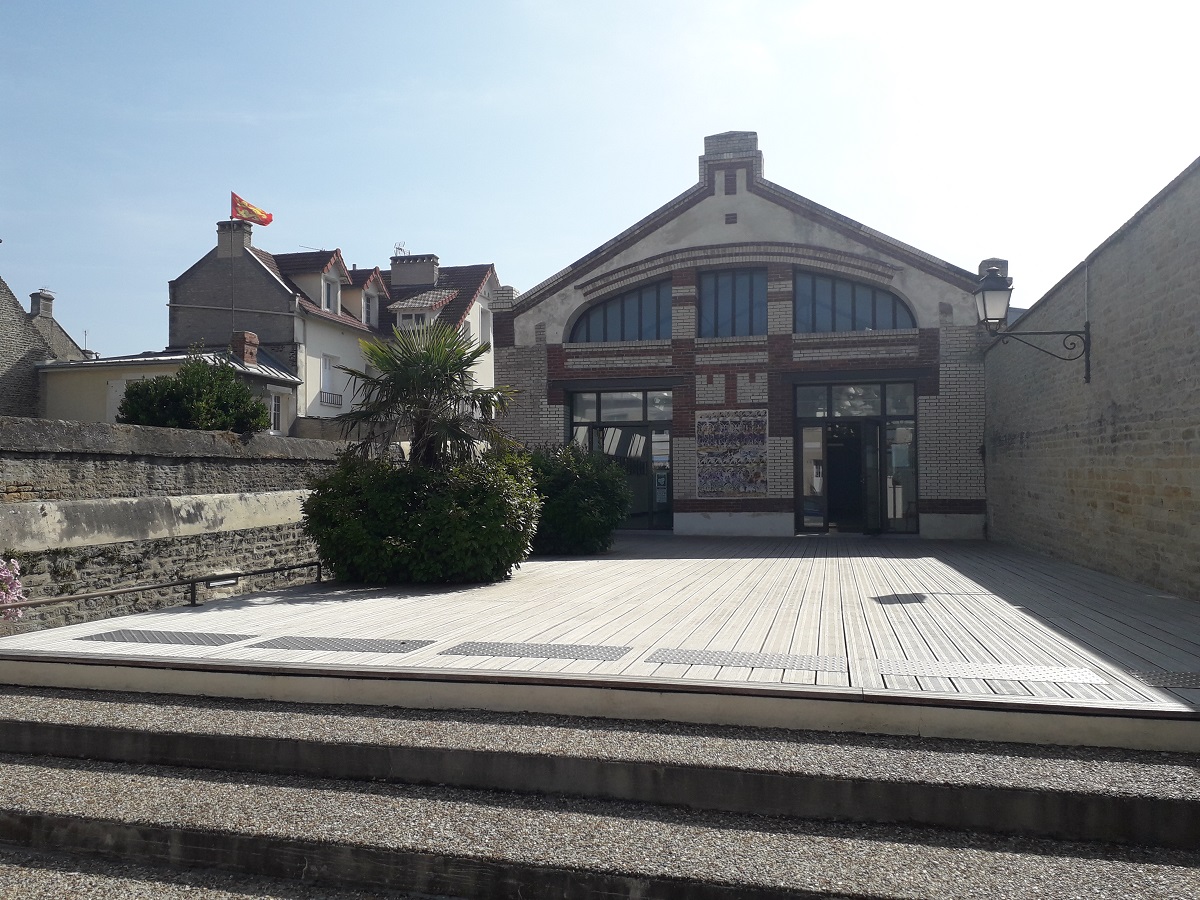 La halle ©E. Gosselin